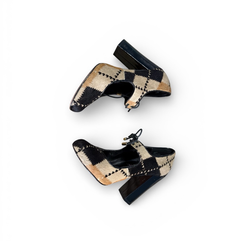 Steven By Steve Madden Argyle Black and Tan Heels - Picture 3 of 7